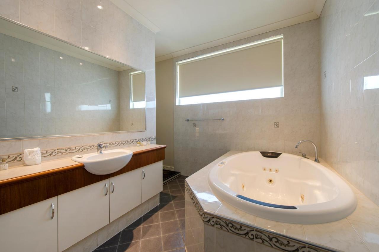 Quality Hotel Bayswater Perth Exteriér fotografie